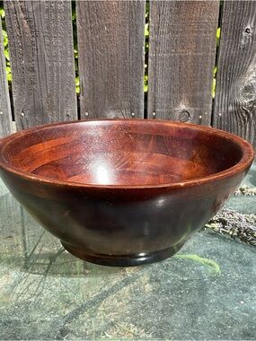 Mountain Woods Artisan Crafted Cherry Finish Hardwood Bowl 10”